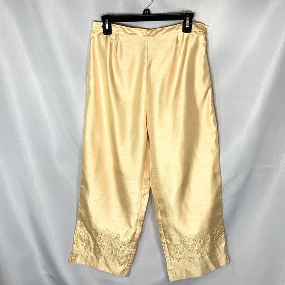 Mlle Gabrielle Yellow Capri Pants  Size 12 E(-001) - Picture 5 of 6